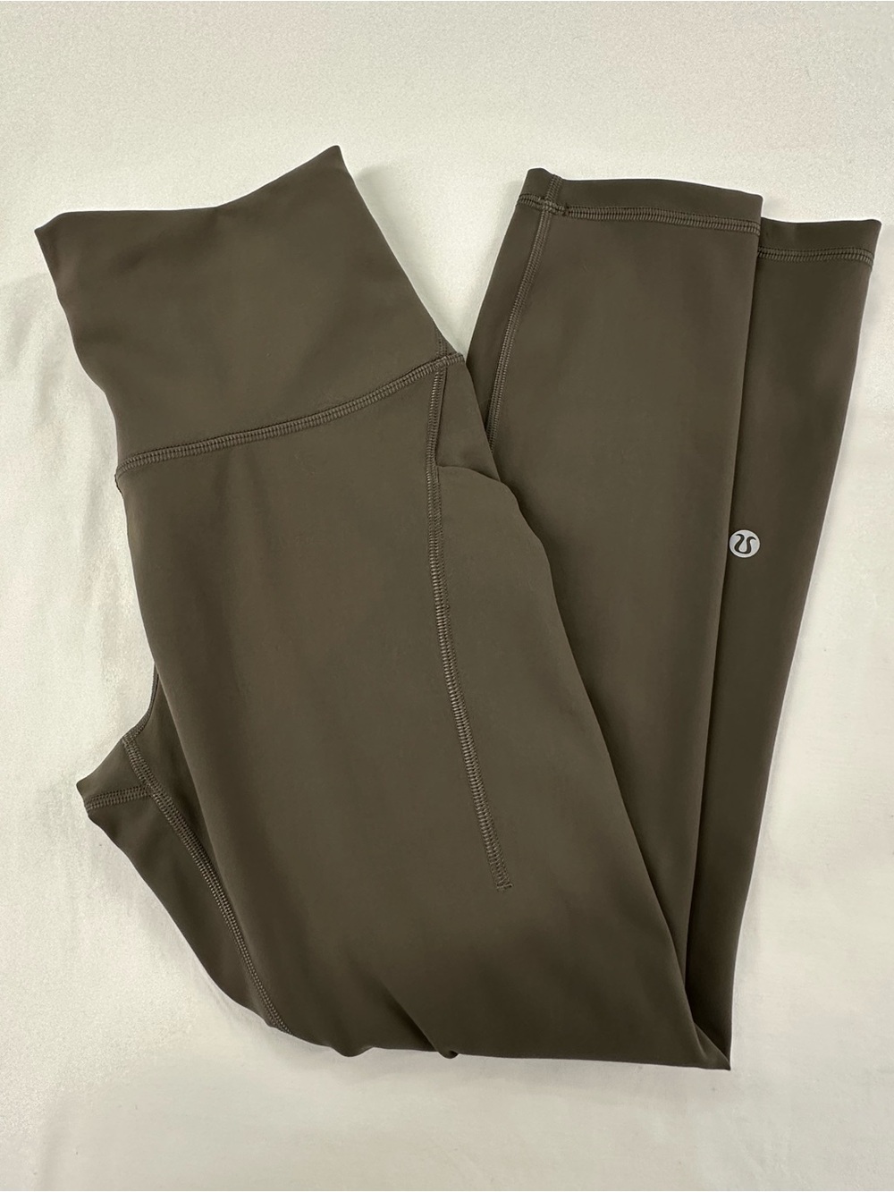 lululemon Wunder Train HR Crop Leggings with Pockets 23" - Olive Green - 6
